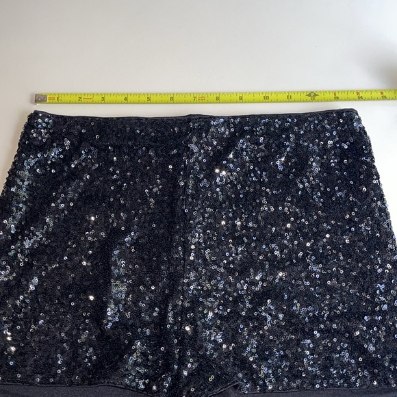 Forever 21 Black Sequin Pull On Shorts - Picture 6 of 7